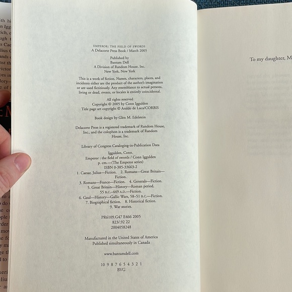 Emperor The Field of Swords (A Julius Caesar Novel) - Conn Iggulden. VG Cond. - Picture 10 of 10